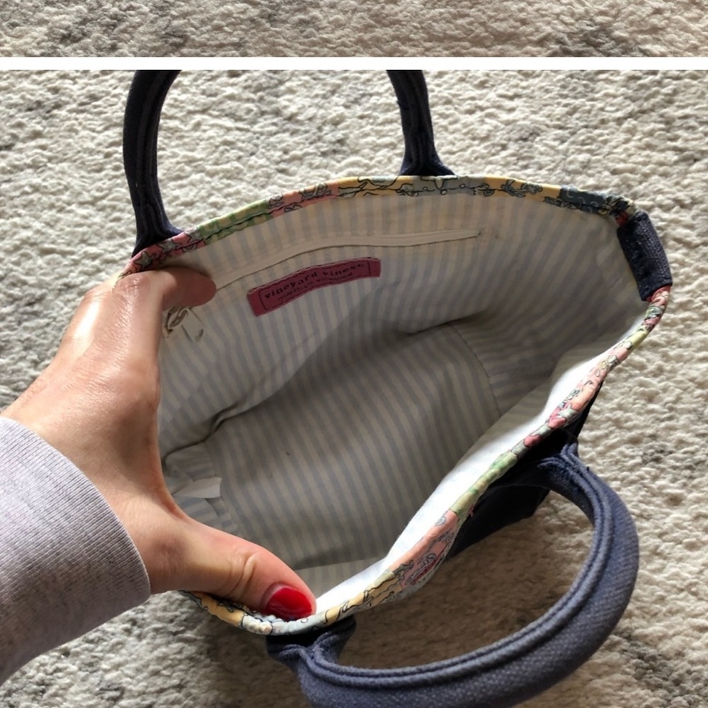 Small Vineyard Vines Boxberry Patchwork Tote Bag - image 3